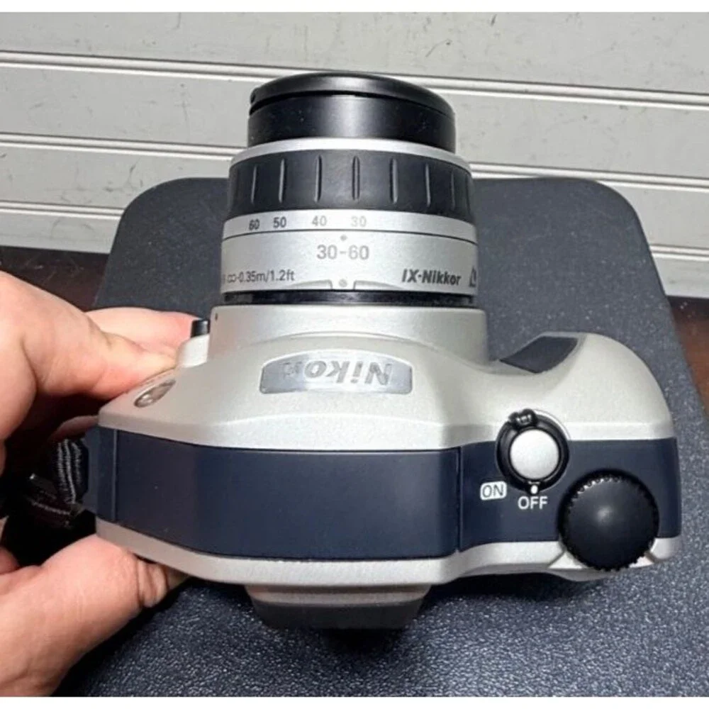 Nikon Pronea S APS Film Camera f/1:4-5.6 30-60mm Lens w/new batteries & film